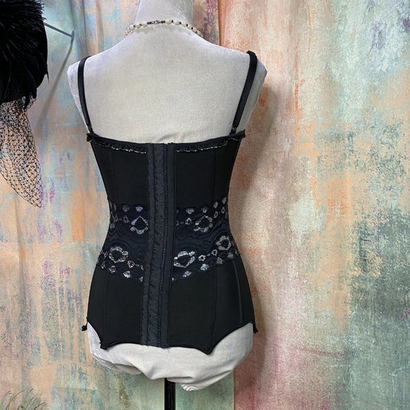 ๐ Coquette Decorative Corset with Zipper - Picture 2 of 15